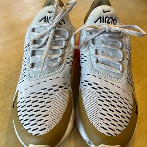 Nike Airmax 270 Women’s 8.5